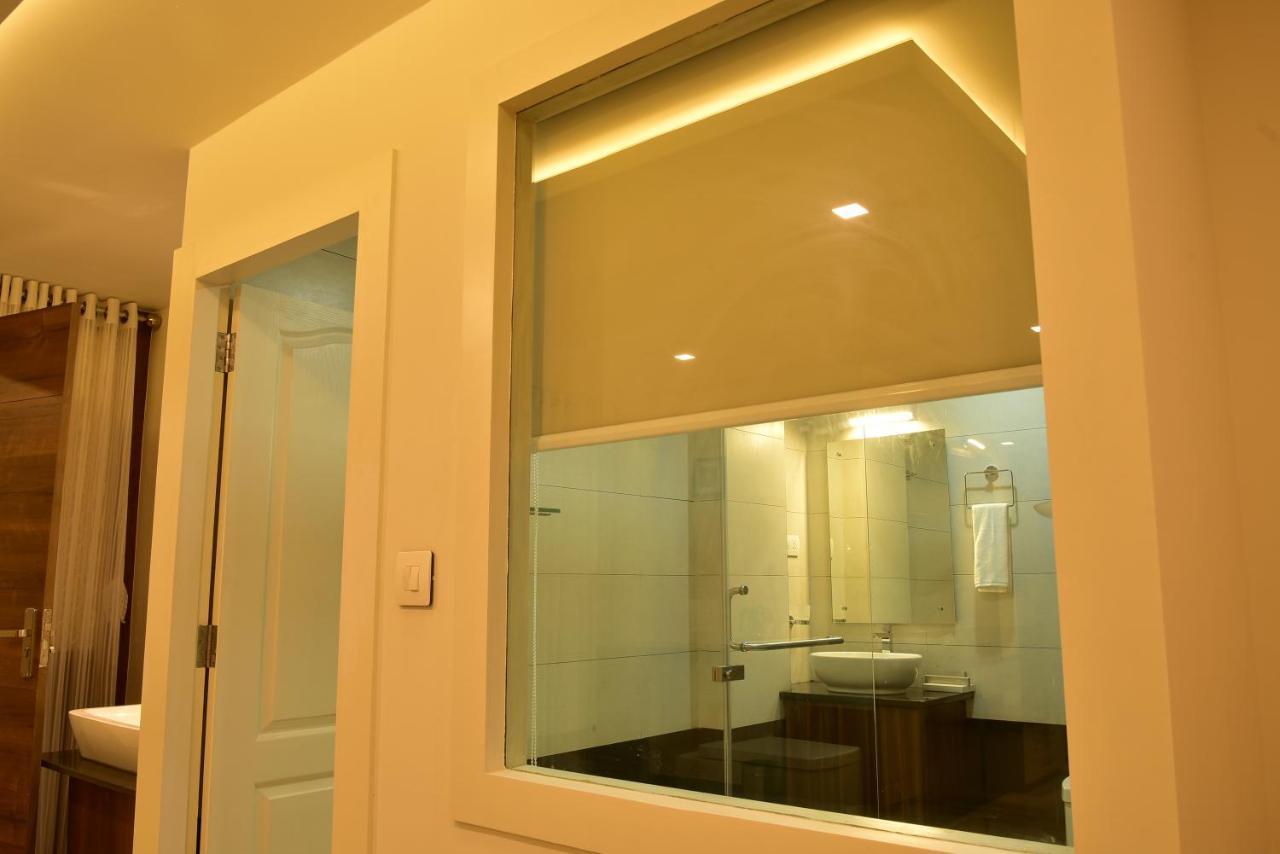 White Suite Hotel Kozsíkóde Kültér fotó