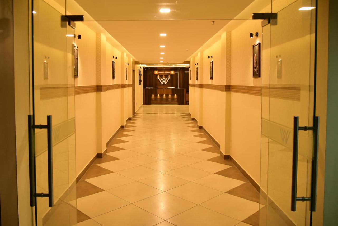 White Suite Hotel Kozsíkóde Kültér fotó